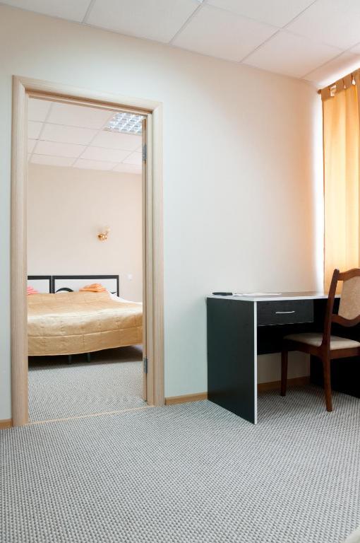Avenue Hotel Zaslawye Rom bilde